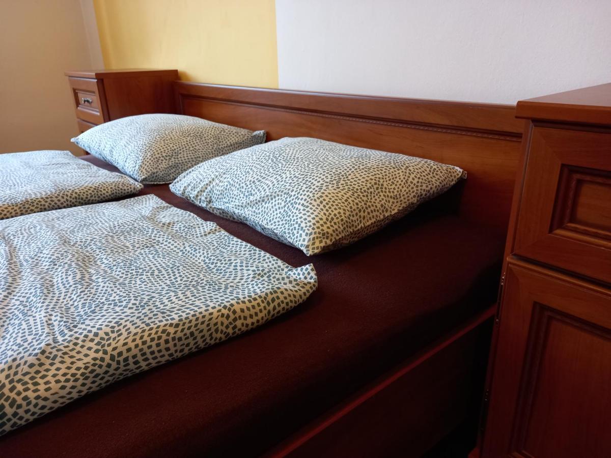Penzion U Skoly Staré Město Екстериор снимка