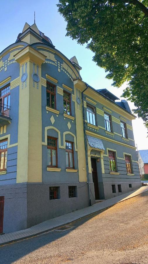 Penzion U Skoly Staré Město Екстериор снимка